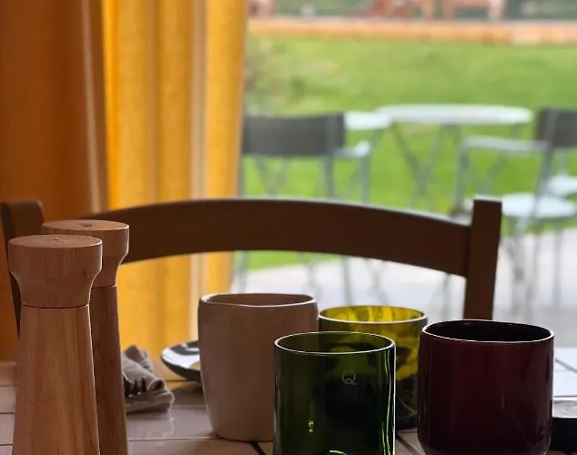 Moulin Moulin Guest house 3*